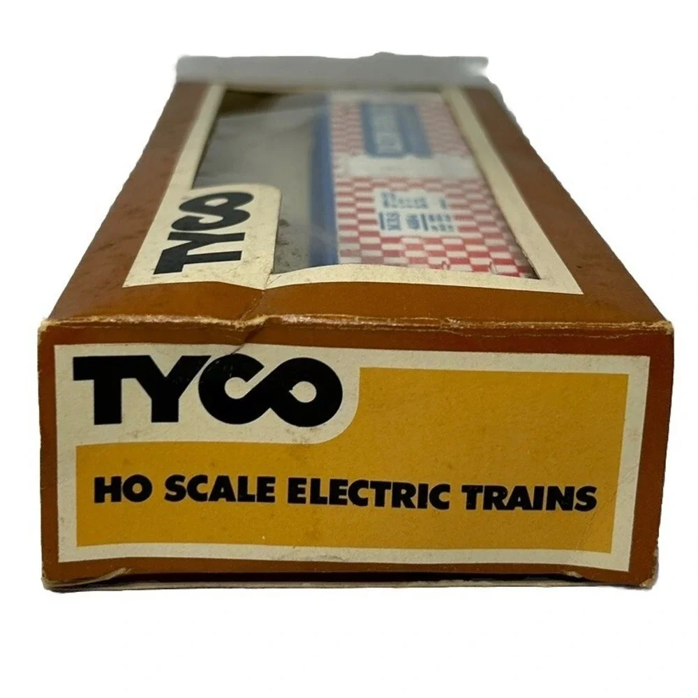Tyco HO Ralston Purina Dog Food 40' Billboard Reefer‎ Box Car #355E With Box